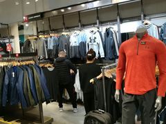 -UNDER ARMOUR(八达岭奥莱店)