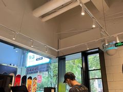 -Dogi&kiki Coffee(中心商务大厦店)