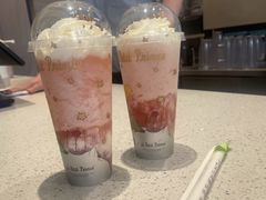 霸气小王子玫瑰草莓-奈雪的茶(市百一店)