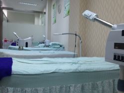 -苗医生专业祛痘·皮肤管理