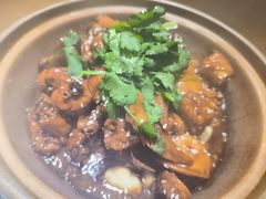 招牌鲜鲍焖鸡-宴鲜森·老底子杭帮菜(河坊街店)