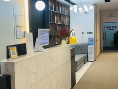 -鹏城丽景酒店(华强北红岭地铁站店)