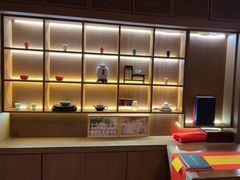 -荷风细雨·中国茶宴(世纪大道店)