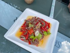泡椒牛肉-炊烟餐厅