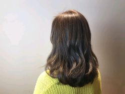 -茶发Salon·烫发染发理发