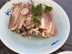 -侬佳蒸菜馆(听潮店)