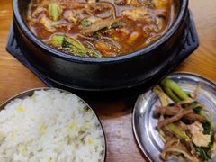 辣牛肉粉丝汤-韩礼年糕(飞虹路店)