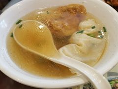 面筋百页单档汤-鲜得来排骨年糕(云南南路店)