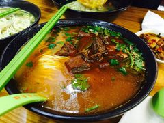 -志权牛肉面(灵山路店)