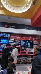 -乐高品牌旗舰店(人民广场店)