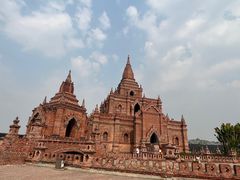 -一寨两国风景区
