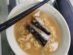 辣鱼公仔面-义顺牛奶公司(新马路老店)