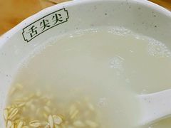 -舌尖尖传统小吃(万达店)
