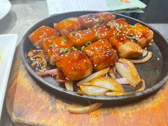 -月枫江南小馆(绿地缤纷广场店)