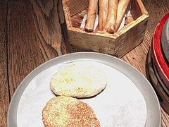 -蜜桃餐厅·伴山(湖滨商业街店)