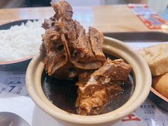 -万和春排骨砂锅米饭(新业广场店)