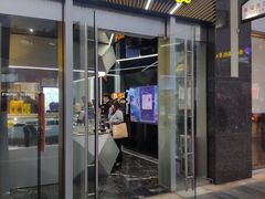 -周黑鸭(深圳南山区海岸城店)