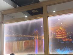 -江城燕子大排档(江汉路步行街店)