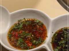 -余欢领鲜火锅(新街口店)