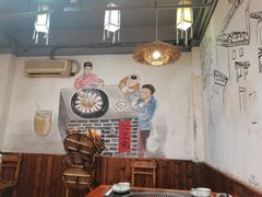 -三里屯土灶炖公鸡地锅鸡(江东店)