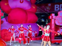 -百年港湾奥特莱斯(香炉礁店)