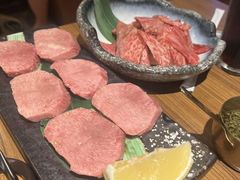 -炼火烤肉店