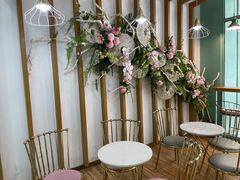 用餐区-薇薇安千层蛋糕(望海店)