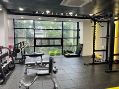 -享受健身·美体塑形馆