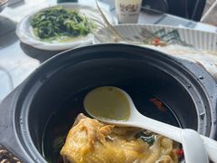 -七的湖·晚芳亭·阳澄湖农家菜·大闸蟹(莲花岛店)