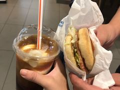 -麦当劳(民盈·国贸城店)