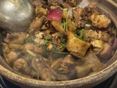 -胡须佬鸡煲四季火锅店(石厦西村直营店)