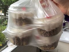 -红宝石·鲜奶小方·海派西点房(金杨店)
