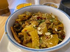 -轻蔬不用等·素食(江苏路店)