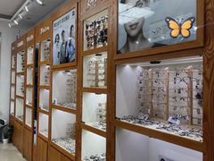 -沪睛眼镜蔡司官方授权店(金桥佳林路店)