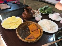 -银同牦牛肉火锅