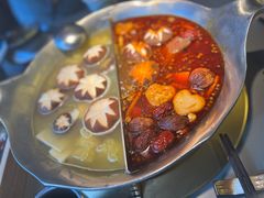 -湊湊火锅·茶憩(南京万象天地店)