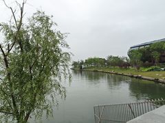-上海滴水湖皇冠假日酒店