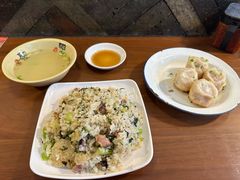 -舒蔡记生煎菜饭(云南中路店)