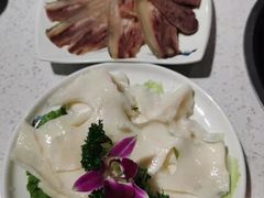 -贵府酸汤牛肉火锅·贵州老字号(飞山街店)