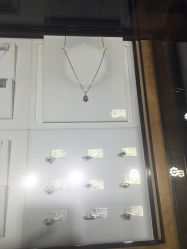 -北京七彩云南翡翠珠宝旗舰店(月坛店)