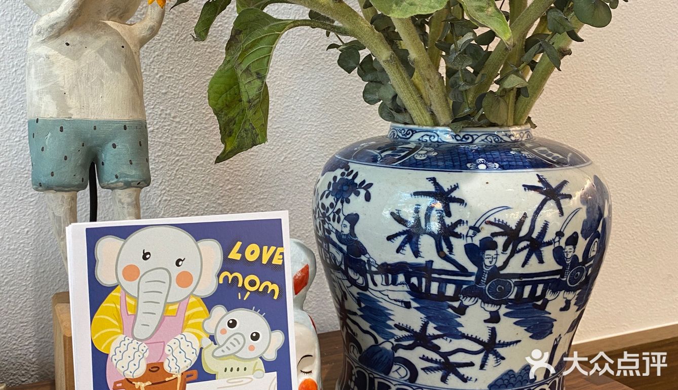 很喜欢的日式面包店，价格小贵