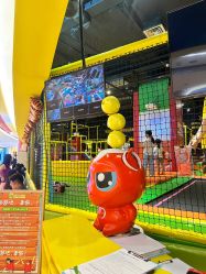 -蹦蹦跳跳(新奥购物中心店)