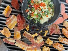 -小辣椒火盆烧烤(温泉南街店)