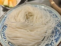 -尚尚仙·酸汤猪手·猪肚鸡火锅(华联万柳购物中心店)