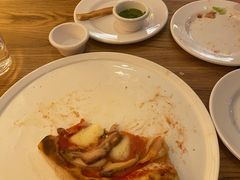 -城市大道红炉披萨烘焙坊