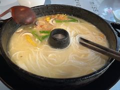 -飞虎过桥米线(翠湖店)