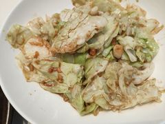 -阿瓦山寨·湘菜现炒·剁椒鱼头王(咸阳总店)