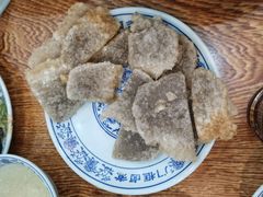 老北京炸灌肠-门框胡同百年卤煮(新街口店)