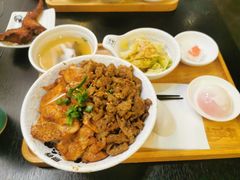 -熊吞·大碗丼烧肉饭(济宁万达广场店)
