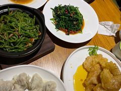 -伊喜饺子·烤鸭(五道口学院路店)